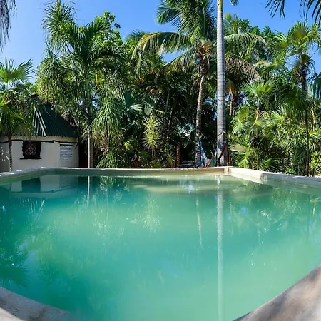 Hostel Oryx Tulum