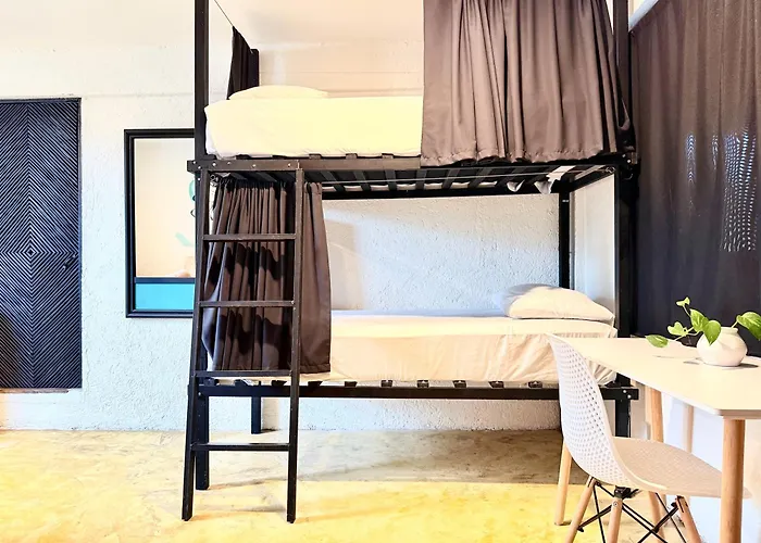 Oryx Hostal *
