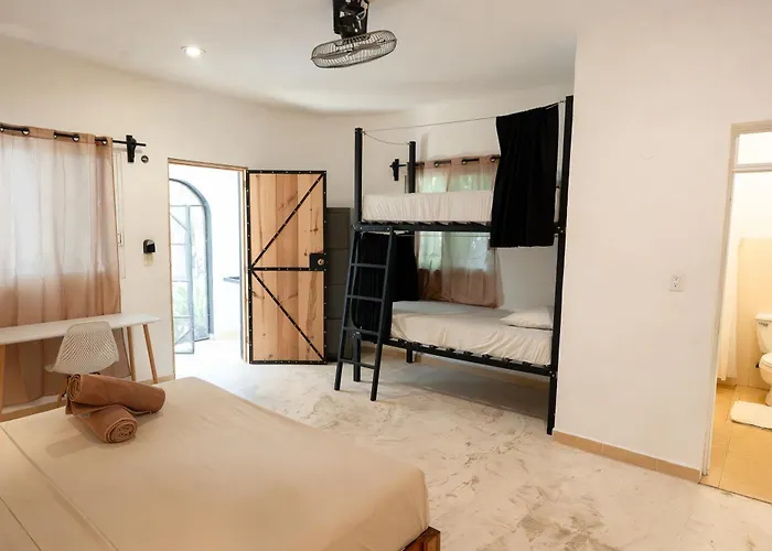 Oryx Hostel Tulum Pueblo