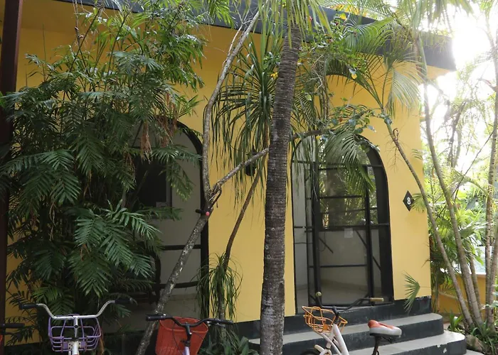 Oryx Hostal *