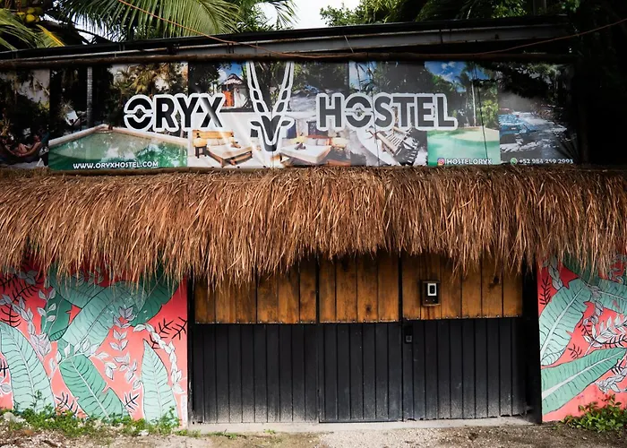 Oryx Hostal *
